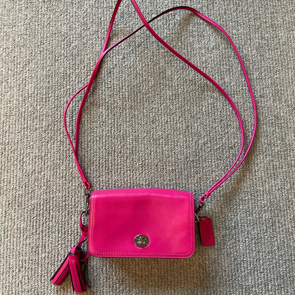 Coach pink leather purse NWOT